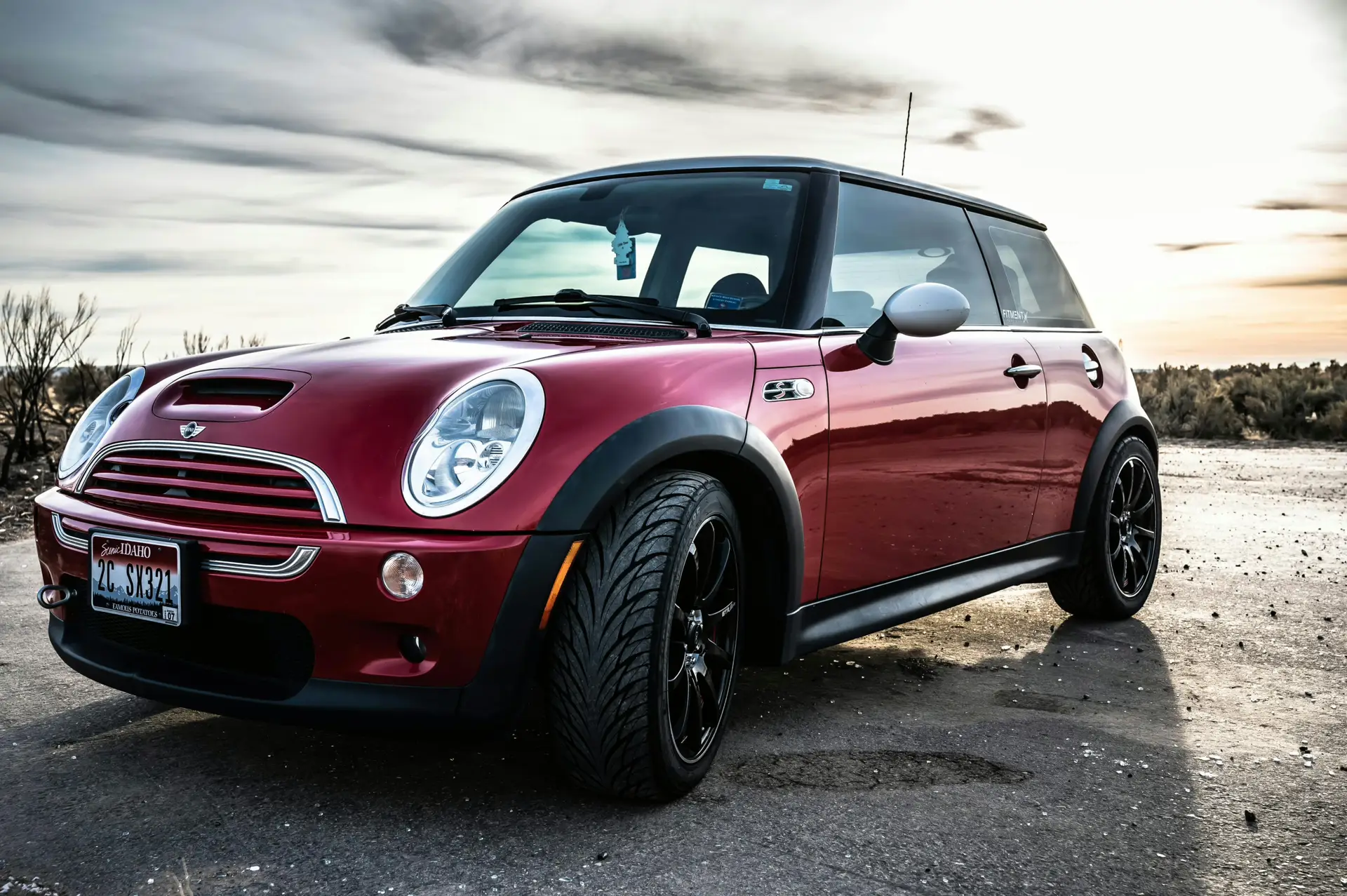 NewMINIclub website gehost op een snelle en stabiele VPS-server door Nexer